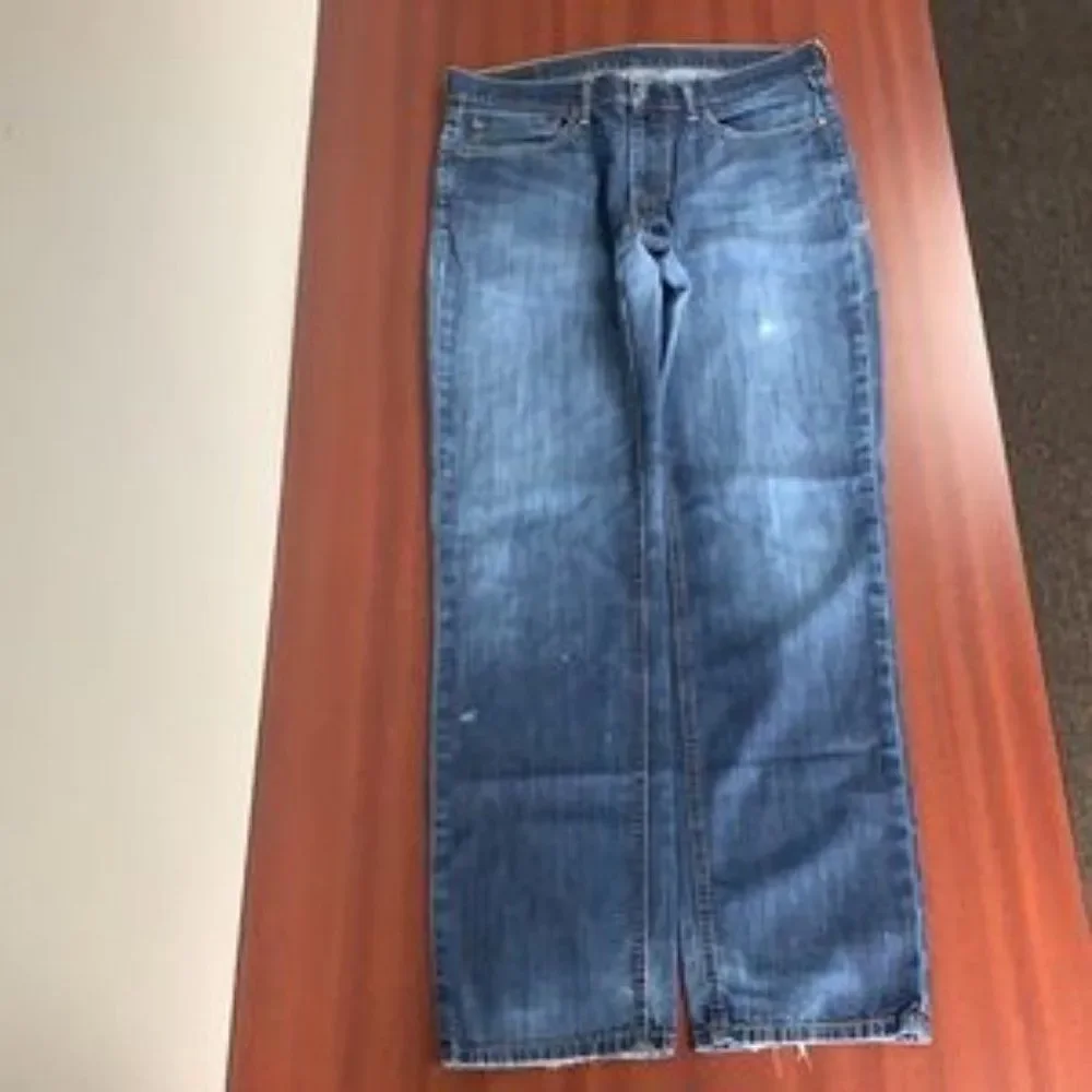 Men’s 541 Levi’s mom jeans - Picture 4 of 8